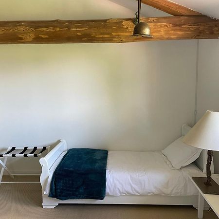 La Grange Aux Hirondelles - Appartement Complet Et Independant Commelle-Vernay ภายนอก รูปภาพ