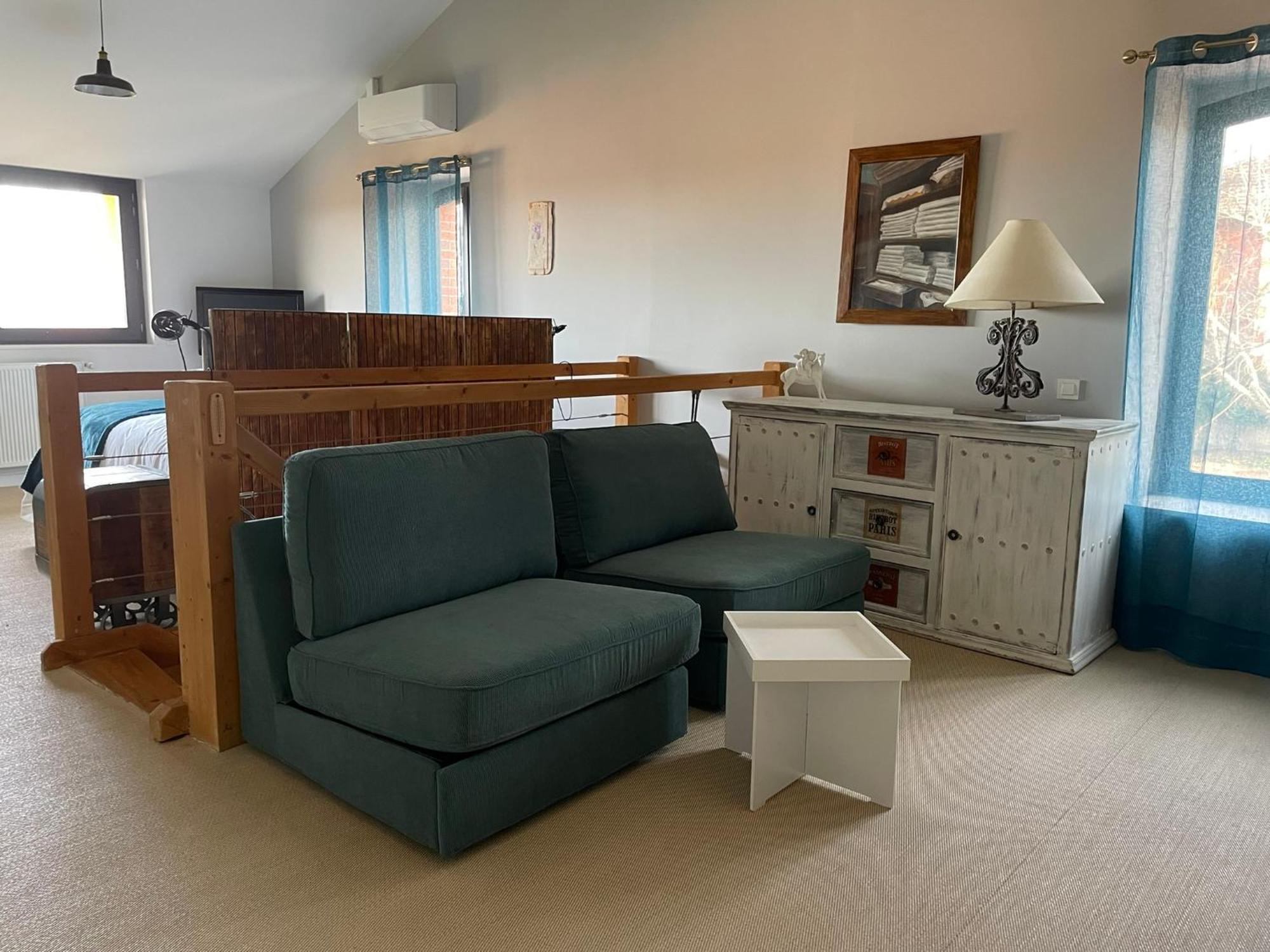 La Grange Aux Hirondelles - Appartement Complet Et Independant Commelle-Vernay ภายนอก รูปภาพ