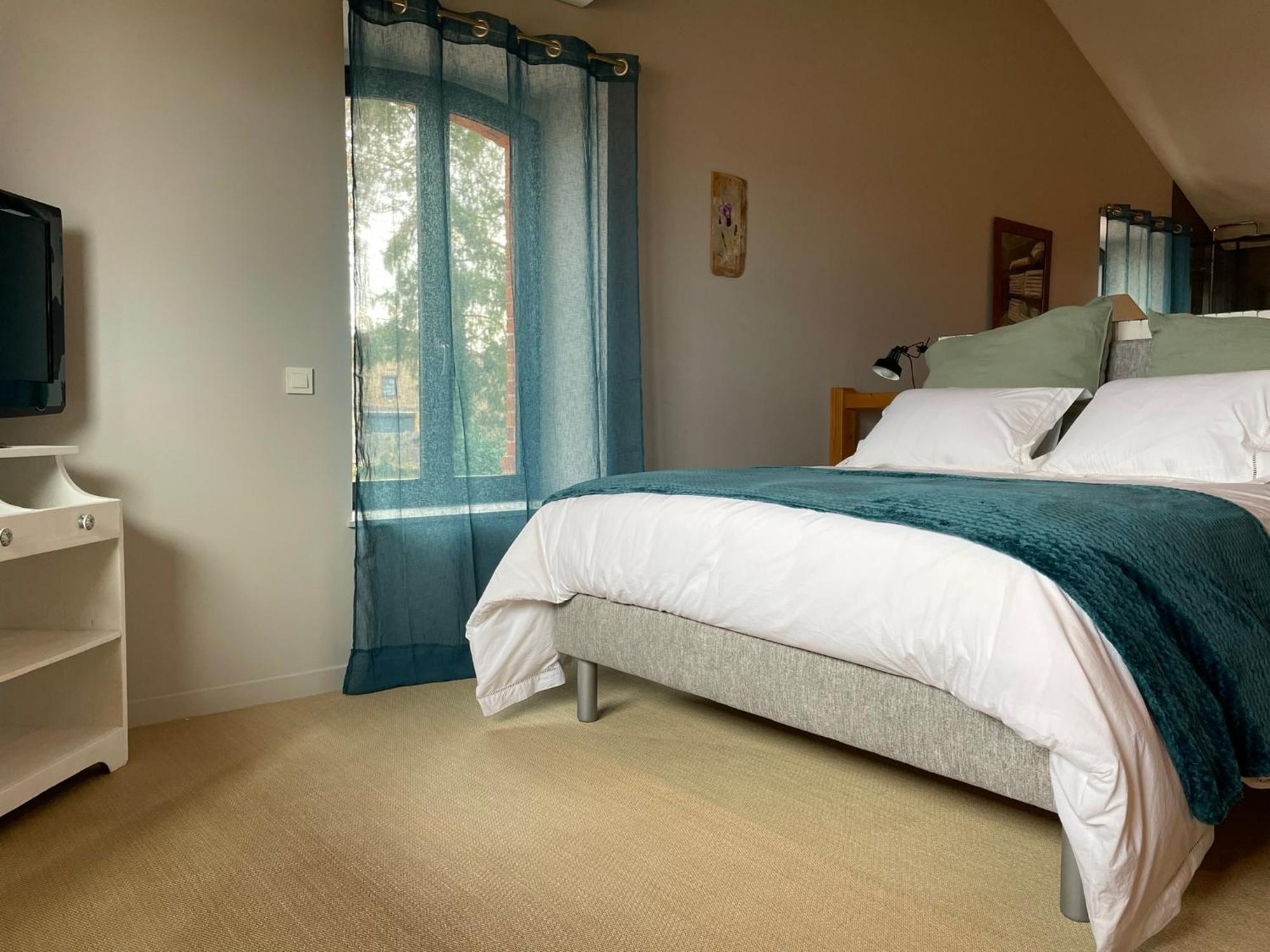 La Grange Aux Hirondelles - Appartement Complet Et Independant Commelle-Vernay ภายนอก รูปภาพ