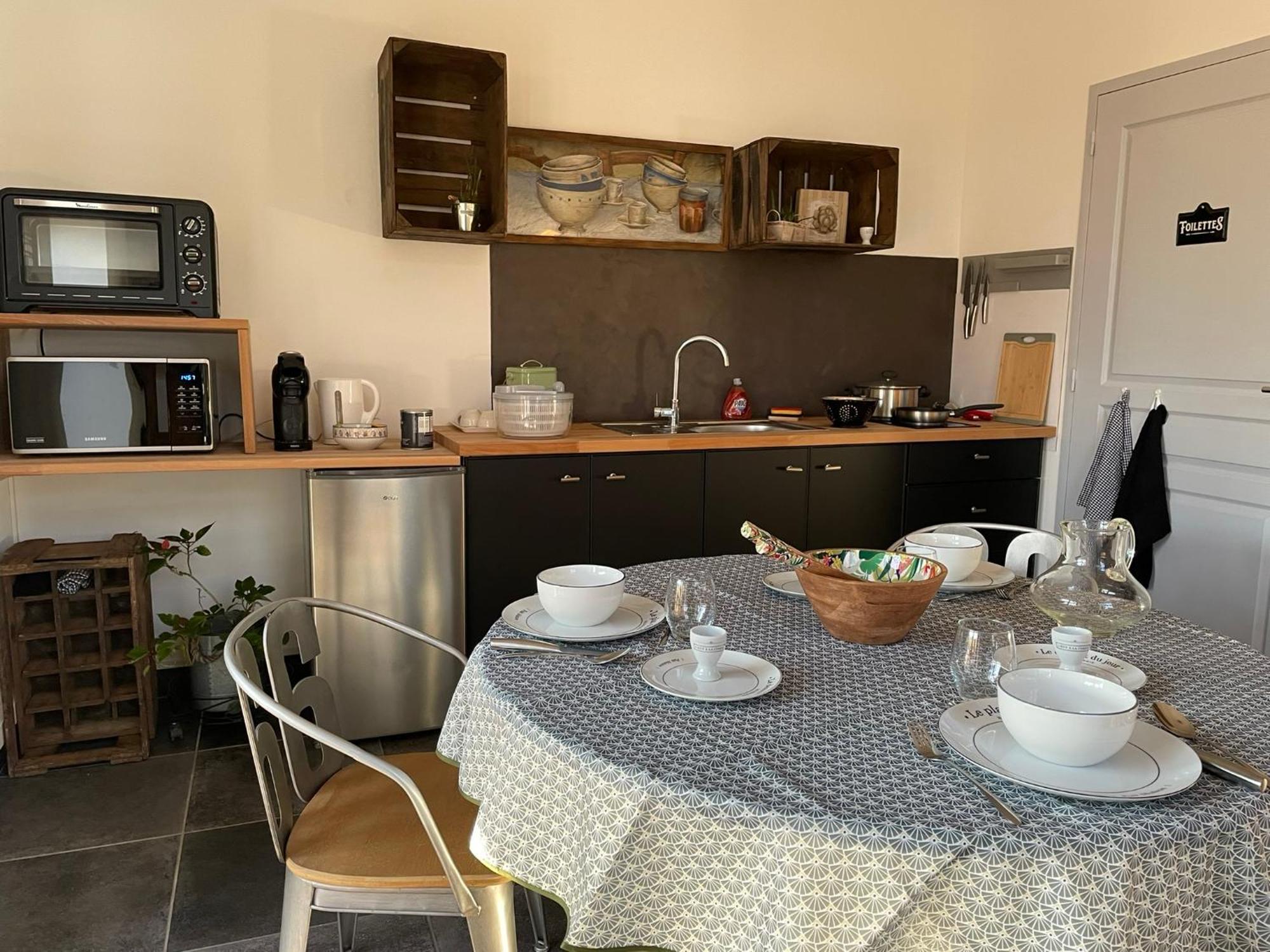 La Grange Aux Hirondelles - Appartement Complet Et Independant Commelle-Vernay ภายนอก รูปภาพ